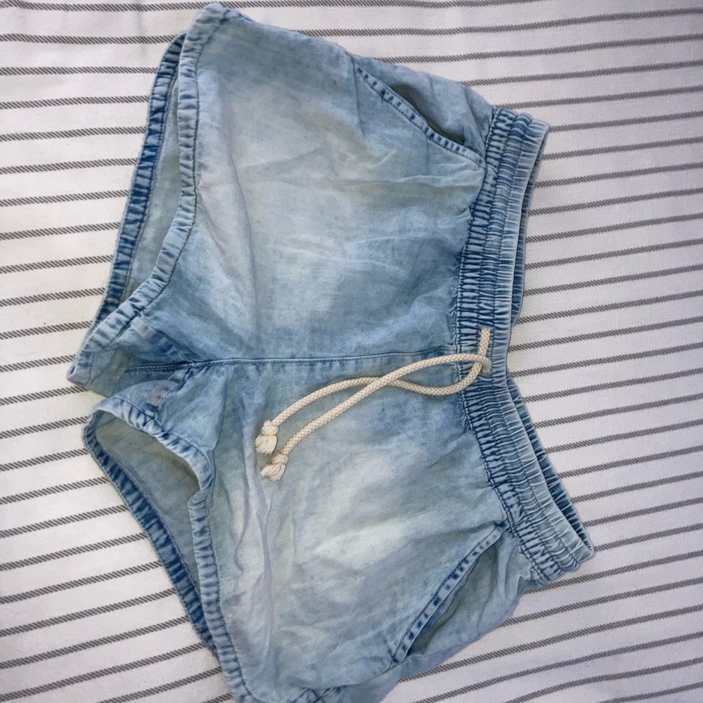 Aerie Jean Shorts. Size Small